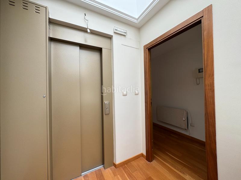 Foto cd2e714f-87ce-4932-94f7-71132742f90b. Semi detached house in Ciudad Vieja Coruña (A)