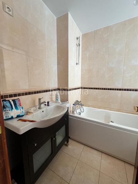 Foto dcc3146c-005a-48b0-8bb5-8312d2bfd430. Semi detached house in Ciudad Vieja Coruña (A)