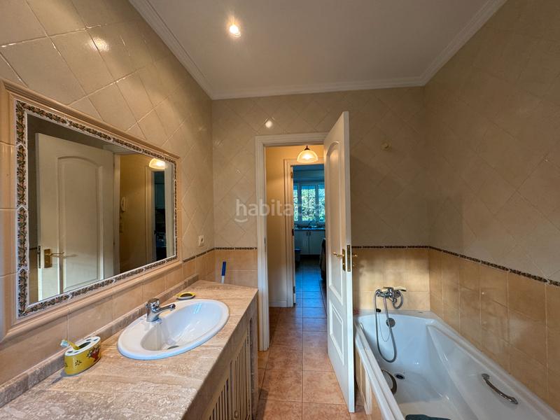 Foto 28ef1444-cf8d-4075-8a61-b20d599257b0. Chalet mit heizung parking in Parroquias de Santiago Santiago de Compostela