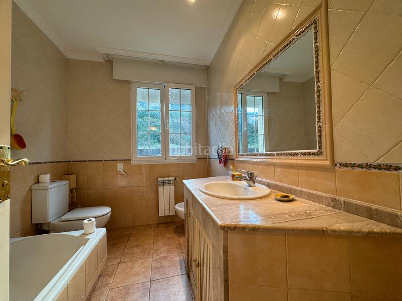 Foto c97c4d1f-f4c3-4bdd-9354-5c71763dc109. Chalet mit heizung parking in Parroquias de Santiago Santiago de Compostela