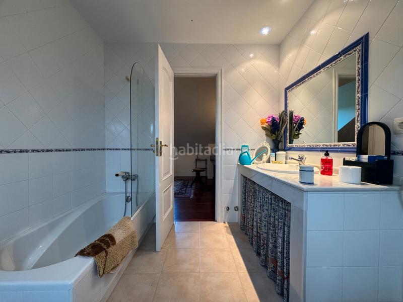 Foto cf802baa-73d6-4250-af11-a9efc49a8c8a. Chalet mit heizung parking in Parroquias de Santiago Santiago de Compostela