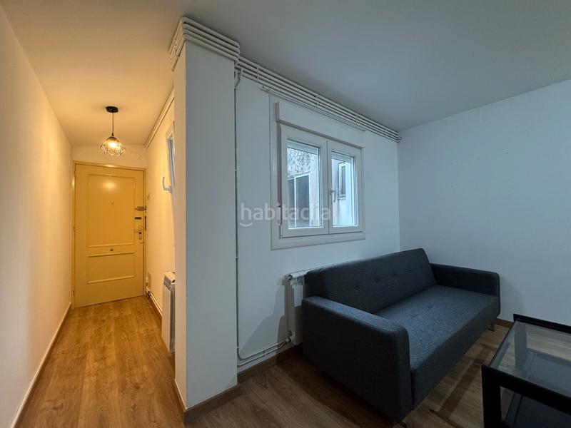 Foto 27151a39-2701-49af-96dd-552d510b7b10. Alquiler ático piso en zona muy tranquila en Campus Norte - San Caetano Santiago de Compostela