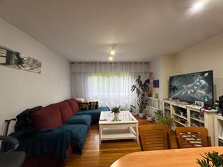 Pis  Rúa castiñeiro. Piso amplio muy proximo a santiago