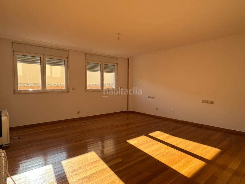 Foto 5579f3d0-a856-4070-814d-6e9e9f294f83. Affitto appartamento con riscaldamento parcheggio in Santiago de Compostela