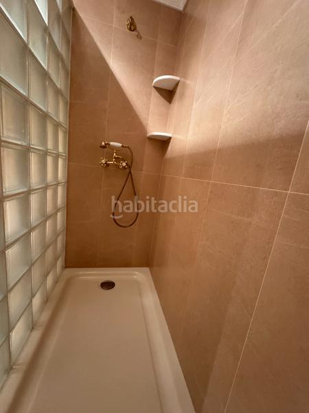 Foto f7857232-dac3-4fd4-83a2-6b8ead2b47f6. Affitto appartamento con riscaldamento parcheggio in Santiago de Compostela