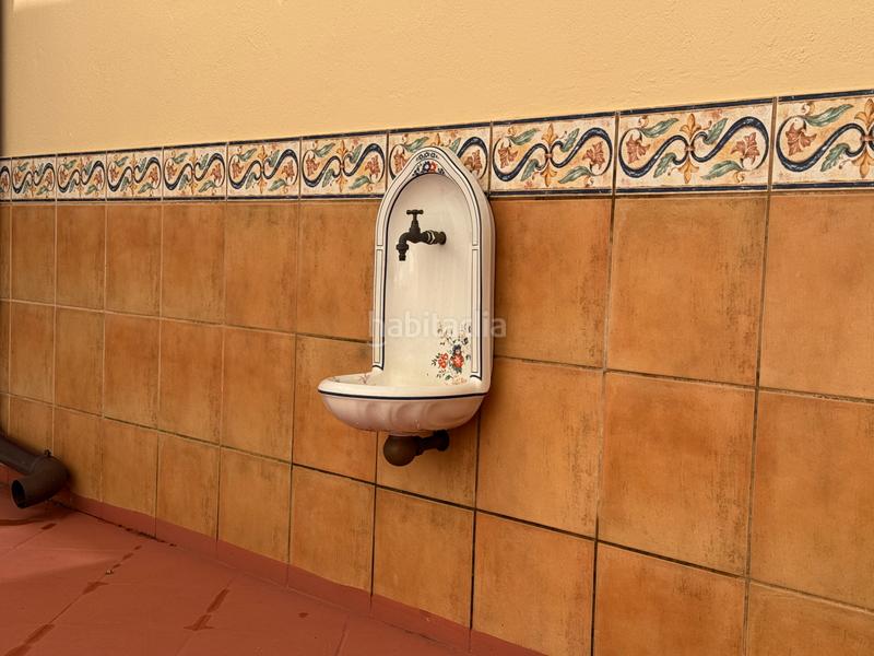 Foto d5029399-79bc-45b6-94d9-be54b9ef53fa. Alquiler piso  amplio junto a plaza de galicia en Santiago de Compostela