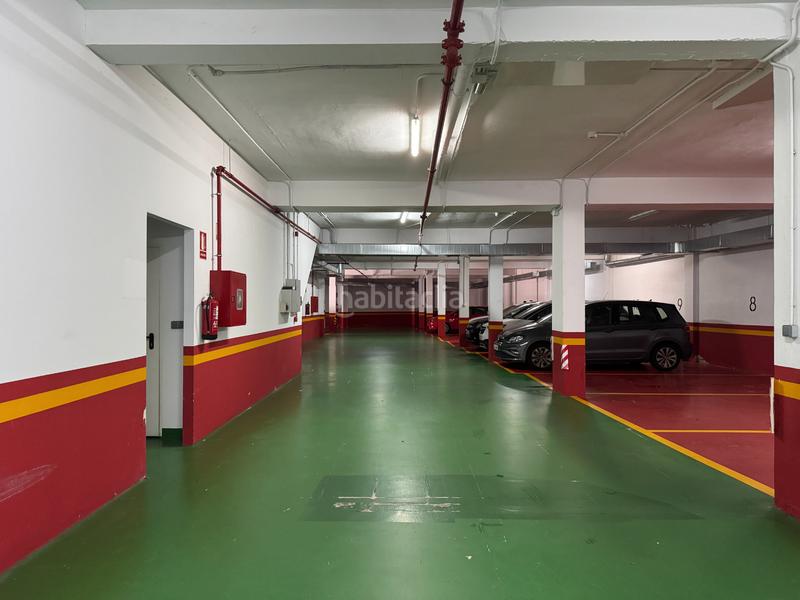 Foto 6fa6ad3c-e755-4163-97ba-a4b99e79ecba. Miete etagenwohnung mit heizung parking in Ensanche - Sar Santiago de Compostela