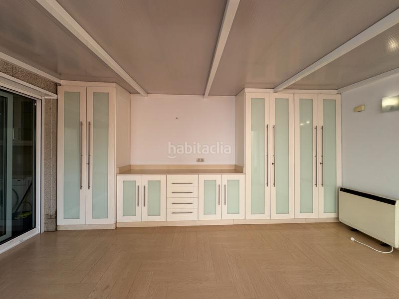 Foto cc212bc5-4100-4f21-b4b1-0f0c1ae620c9. Miete etagenwohnung mit heizung parking in Ensanche - Sar Santiago de Compostela