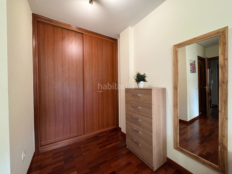 Foto 9d1d5bbe-6548-4d3b-a780-2564a14a12ec. Rent flat with heating parking in Teo