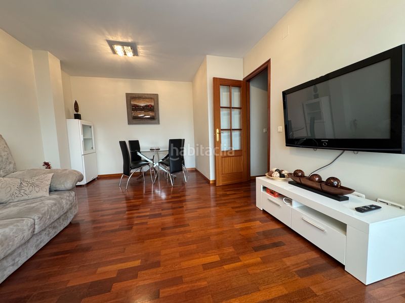 Foto e6d291b2-89fe-4dad-ac04-95e810a4951a. Rent flat with heating parking in Teo