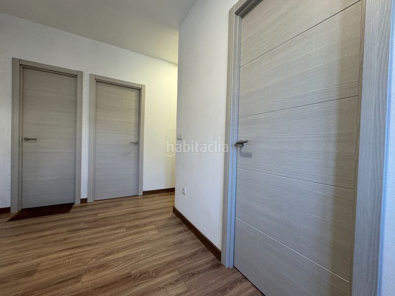 Foto d3c3d81f-ae8a-4c4b-b83f-bdeea6552b87. Lloguer pis a Estrada (A)