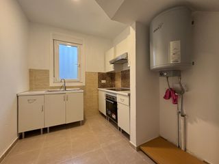 Miete Etagenwohnung in Estrada (A). Piso sin muebles, admite mascotas.