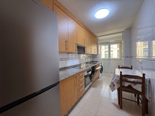 Lloguer Pis  Rúa xaquín lorenzo. Piso muy luminoso y acogedor
