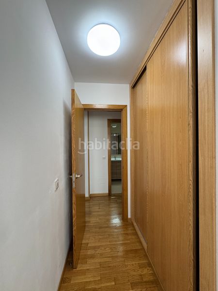 Foto 8d85cb4a-6550-4379-9f21-deae99e64e7a. Lloguer pis amb calefacció aparcament a O Milladoiro Ames