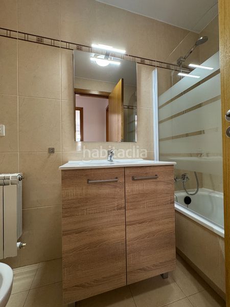 Foto fef5d273-abf3-4f8e-a027-93f7984fddab. Rent flat with heating parking in O Milladoiro Ames
