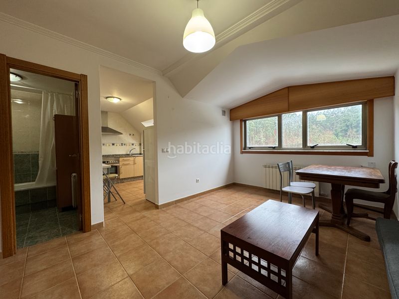 Foto 6660d694-3e4e-4c7e-b7f1-bdc973e61e85. Rent flat with heating parking in O Milladoiro Ames