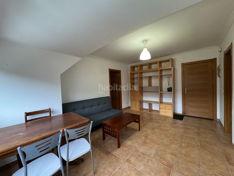 Foto 7c5177a0-e446-4544-98b3-daebb5531626. Rent flat with heating parking in O Milladoiro Ames
