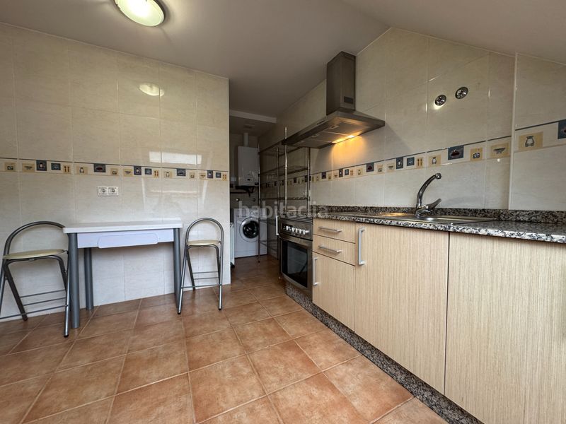 Foto d8ae5e37-36b7-4176-9185-f2e6ed720921. Rent flat with heating parking in O Milladoiro Ames