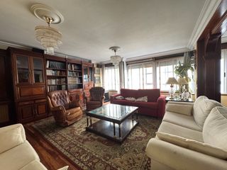 Lloguer Pis  Rúa de san pedro de mezonzo. Piso de 4hb para el curso