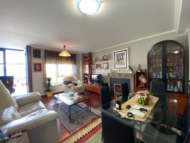 Foto 117750b5-4d9f-4a3c-86cb-7518ddb40507. Rent flat with heating in Outes