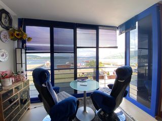 Rent Flat  Rúa porto. Piso con terraza y vistas al mar