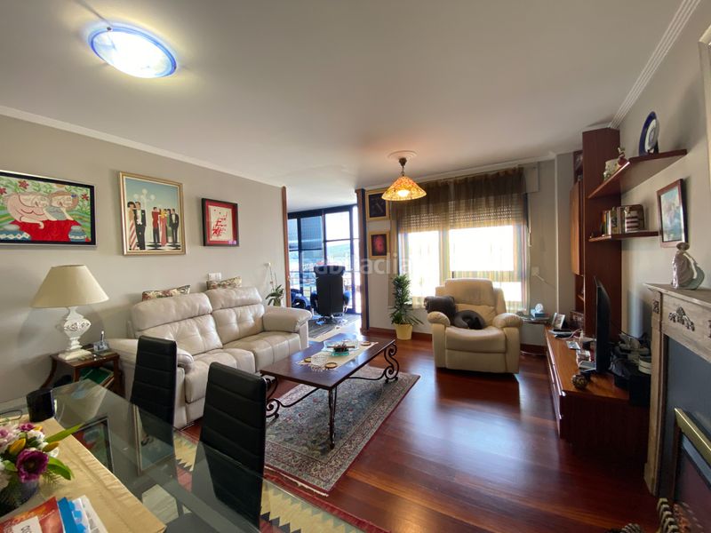 Foto 9be4054a-5ec7-489d-8837-0d0834bd715b. Rent flat with heating in Outes