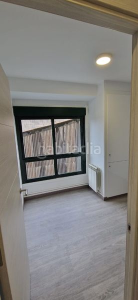 Foto 8986ab4d-6e63-4c82-8d5b-c0a98e0cc728. Rent flat with heating in Ordes