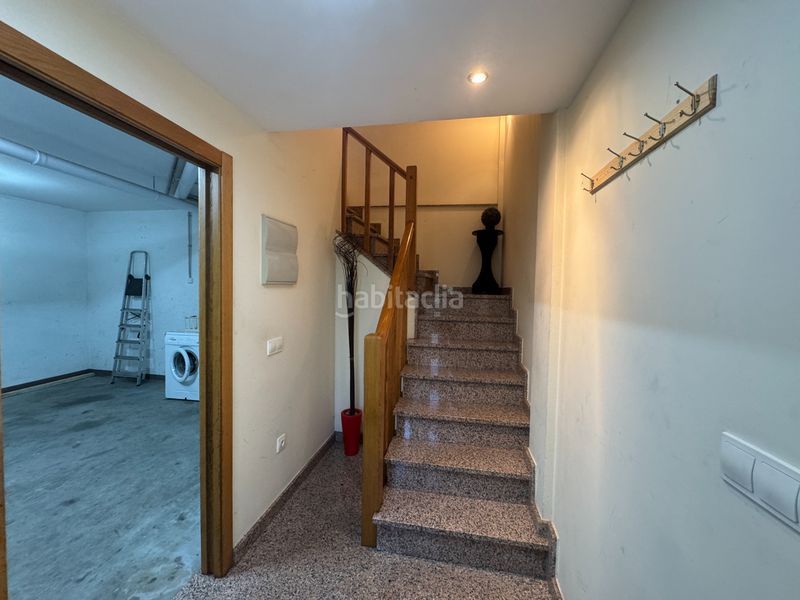 Foto ba0b8a3b-5568-4215-9139-fcf16556019f. Alquiler casa adosada chalet adosado a pocos minutos de santiago en Teo