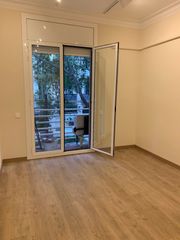 Lloguer Estudi a Carrer de rocafort 141. Estudio reformado en eixample esquerra