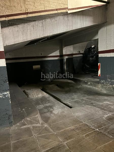 Foto 86a06a6f-c742-406e-8f18-a8aac6b82312. Parking coche en via augusta 143 plaza de parking coche pequeño en galvany en Barcelona