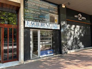 Local Comercial a Ronda del general mitre 207. Local en venta en mitre