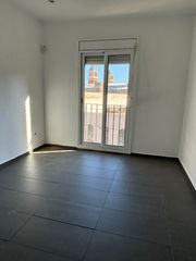 Pis a Carrer de sant fructuós 1. Piso luminoso de 3 habitaciones en venta