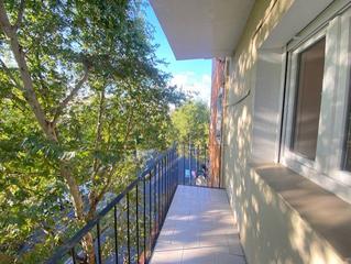 Appartement  Arturo gazum. Piso en venta en ciudad jardin, 3 dormitorios.