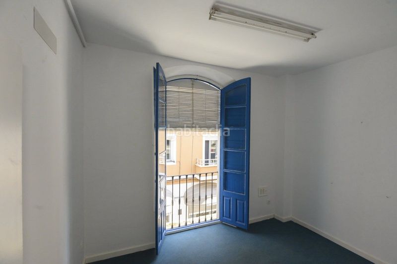 Foto 81ac9565-d9c9-4c36-b635-d7e6e8b17779. Affitto edificio in Casco Antiguo Badajoz