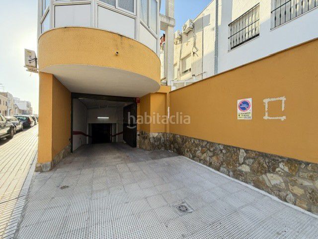 Foto 07c1efec-7656-4bc9-bb69-544cf02efdf4. Casa adossada amb aparcament a Carretera de Sevilla - Los Montitos Badajoz
