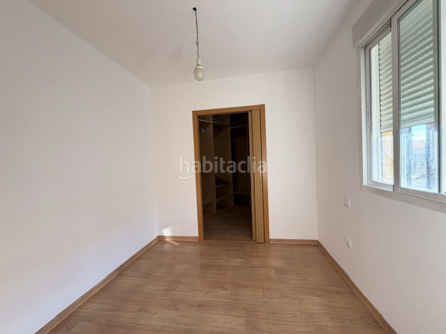 Foto e8e78b6c-e6e5-42d3-91d2-a0dbd88ab702. Casa adossada amb aparcament a Carretera de Sevilla - Los Montitos Badajoz