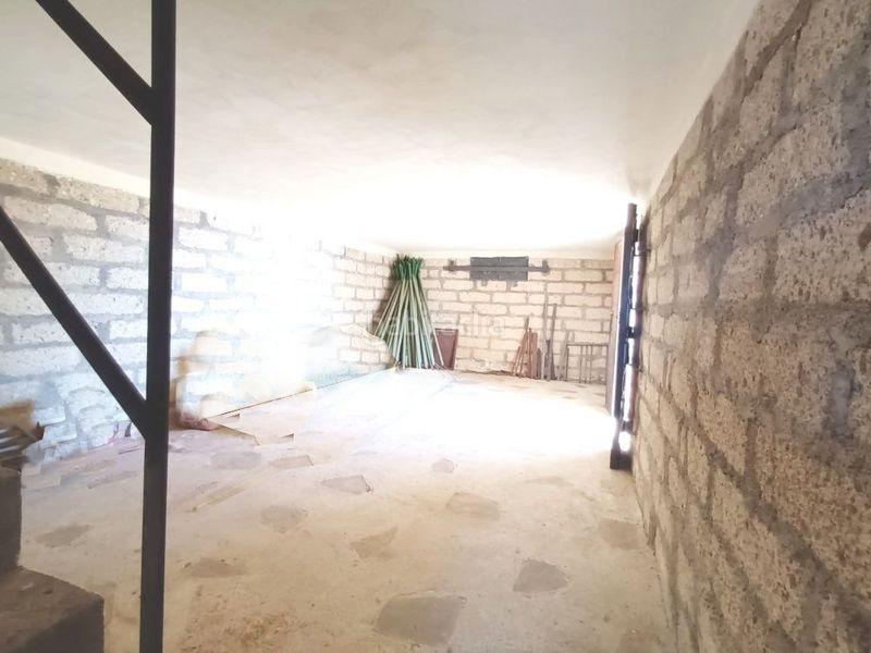 Foto 2480527f-a1b2-4c1f-a65c-964e9f813203. Xalet amb aparcament a Arafo