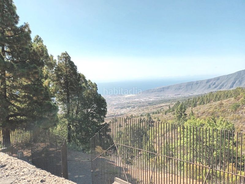 Foto 3f67bcb1-b3c9-4c0e-927d-84f14ce4174d. Xalet amb aparcament a Arafo