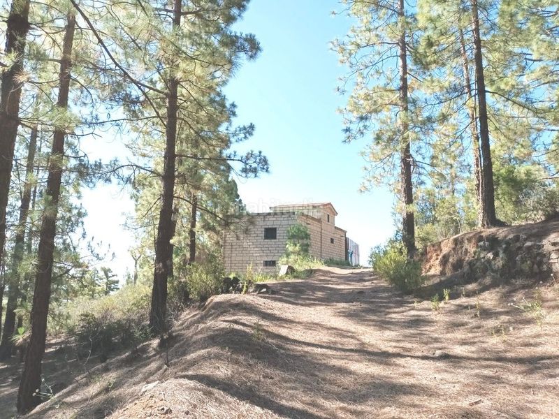 Foto 98983eba-c95c-4e86-847b-f68609b691bd. Xalet amb aparcament a Arafo