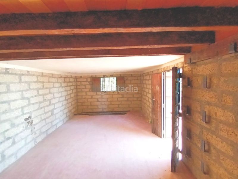 Foto bbec120a-85c1-42cf-9fd3-e087e1a938d6. Xalet amb aparcament a Arafo