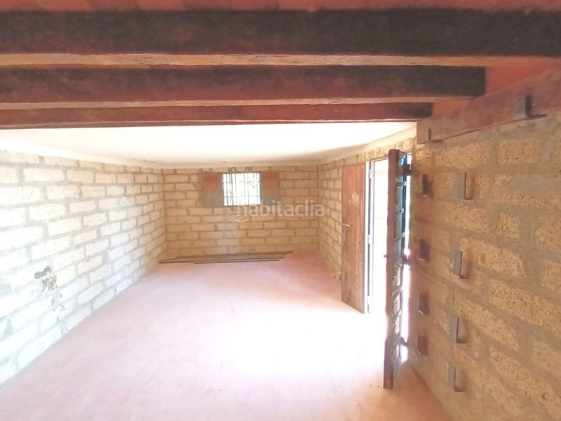 Foto e1e0d58d-9d99-44ed-84b9-6dbb2320624c. Xalet amb aparcament a Arafo