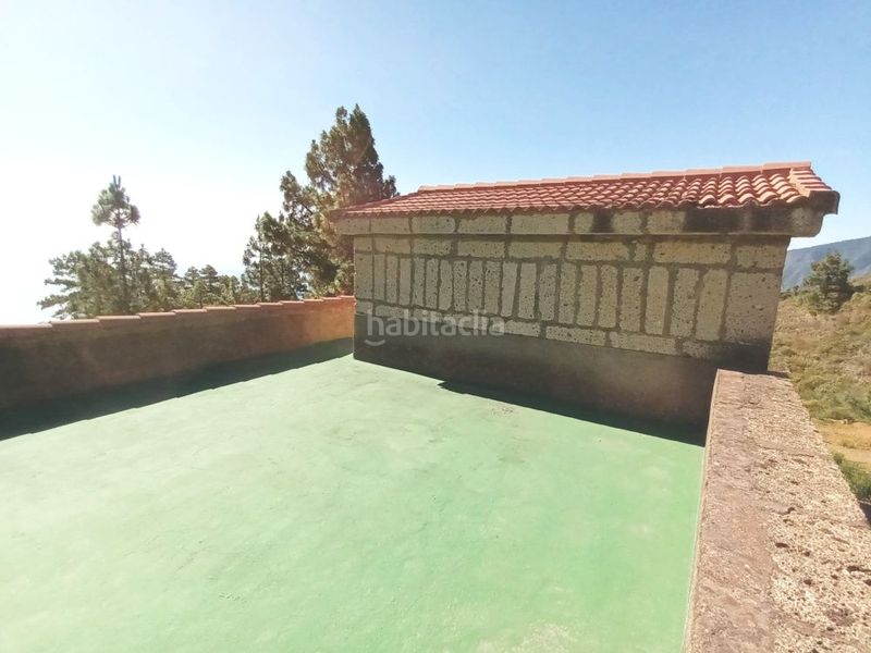 Foto fcf8ca02-e26a-4b8e-85ca-1e1d98e0bd65. Xalet amb aparcament a Arafo