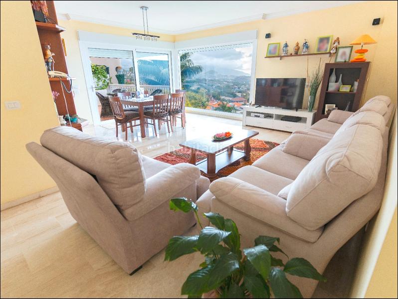Foto 076cf82e-f8c6-4b9b-b794-b13bd0abb7aa. Chalet mit parking in Las Cuevas - Los Gómez Orotava (La)