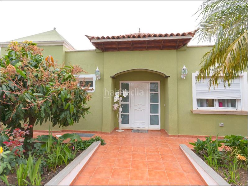 Foto 8f1657d3-8dee-49e3-b91c-592b6efc4c18. Chalet mit parking in Las Cuevas - Los Gómez Orotava (La)
