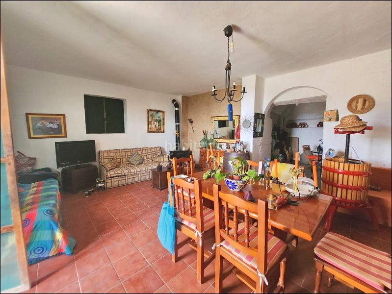 Foto 05c1a398-f4eb-4720-bec8-7bd291b13033. Masia amb xemeneia a Centro Güímar