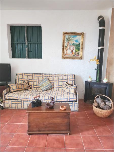 Foto 505be782-3877-4664-a8e7-9e4b6a54f98f. Masia amb xemeneia a Centro Güímar