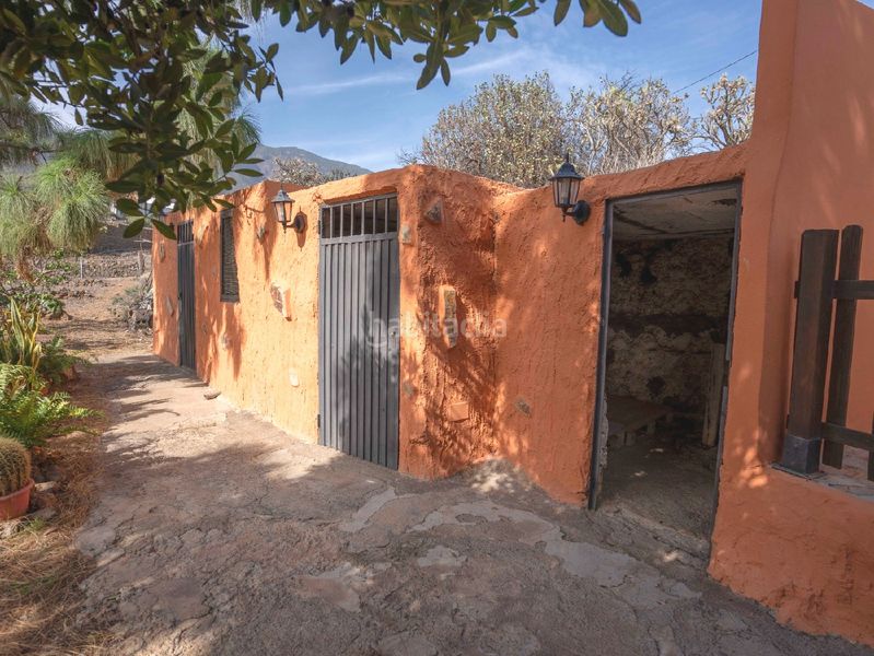 Foto e08b019c-058b-4d04-9678-228e3e888798. Casa in Centro Güímar