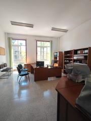 Rent Office space  Calle de santo domingo. Se alquila oficina en centro de güímar