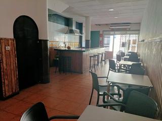 Location Local commercial  Avenida de santa cruz. Se alquila bar cafetería en el centro de güímar
