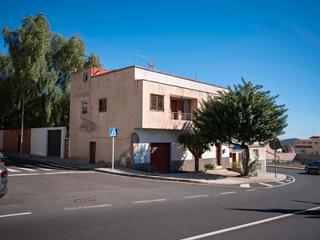 Casa  Avenida tomas cruz garcia. Se vende casa en güímar